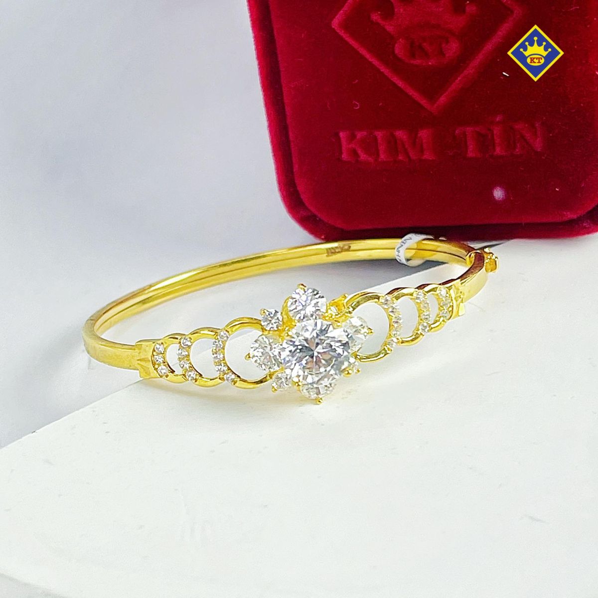 vong-kieu-hot-sang-trong-333
